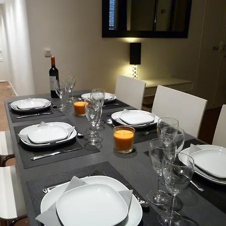 Coeur Historique Aix Apartment